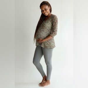 Jessica Simpson Maternity Short Sleeve Sheer Top Green Floral Size Large